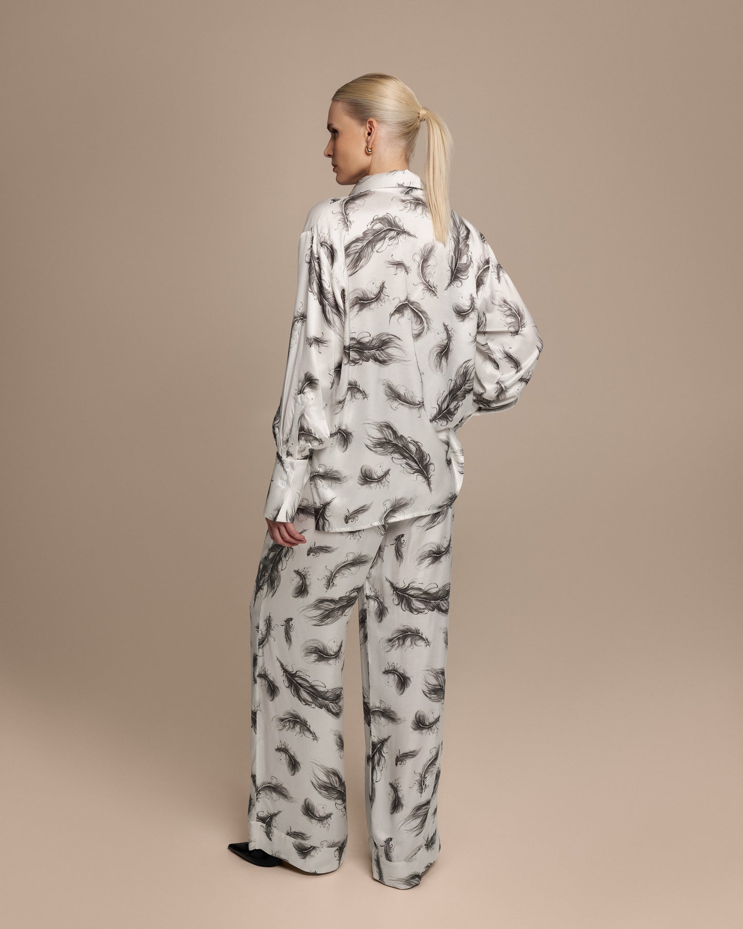 Kelsey Feather Loungewear Pants